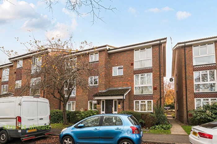 2 Bedroom Flat For Sale In Fleetwood Close, Croydon, CR0