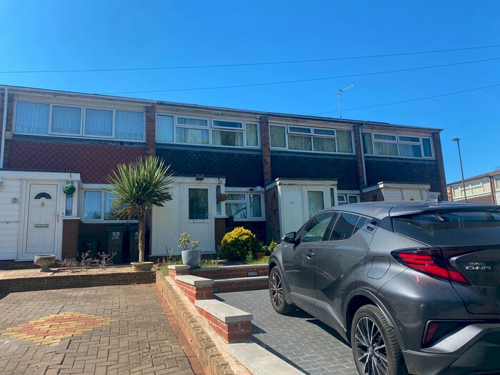 2 Bedroom Terraced House To Rent In Mountfield Close, Kings Heath, Birmingham, B14