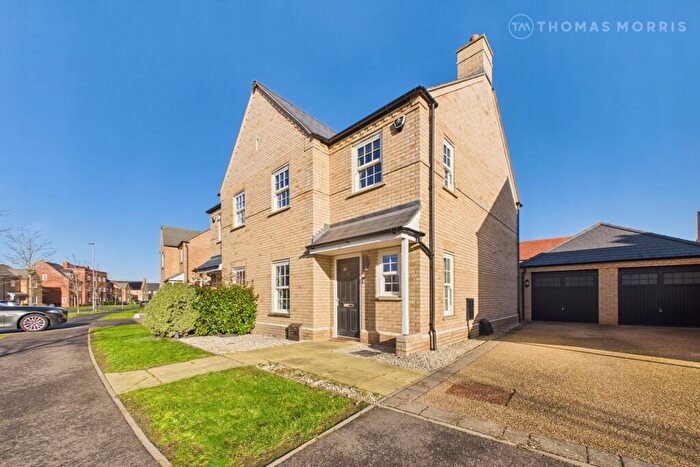 3 Bedroom Semi Detached House For Sale In Carnaile Road, Alconbury Weald, Huntingdon, PE28