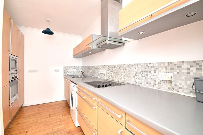 2 Bedroom Flat To Rent In Mermaid Court, Rotherhithe Street, London, SE16