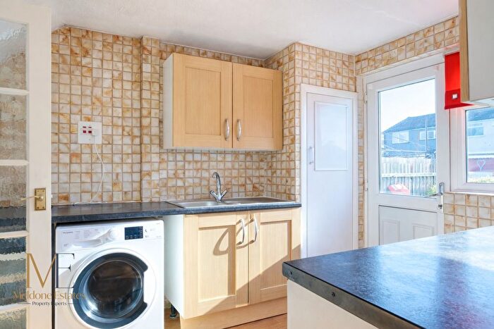 3 Bedroom Terraced House For Sale In Teviot Close, Welling, Kent, DA16