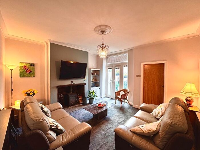 3 Bedroom Property For Sale In Brunshaw Road, Burnley, BB10