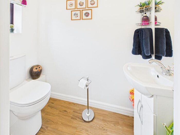 4 Bedroom Detached House For Sale In Southfield Drive, West Winch, King's Lynn, PE33