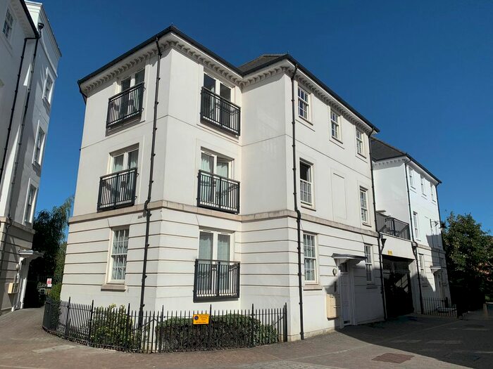 2 Bedroom Property To Rent In Old Watling Street, Canterbury, CT1