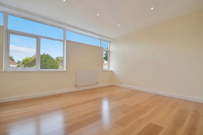 2 Bedroom Flat To Rent In Church Road, Ashford, TW15