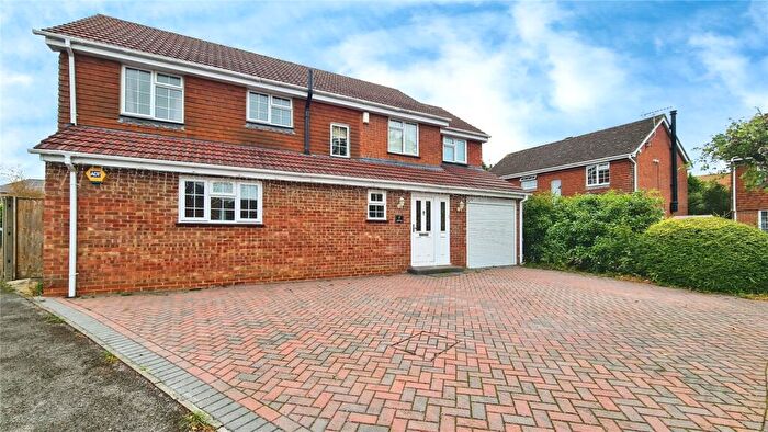 4 Bedroom Detached House To Rent In Kitwood Drive, Lower Earley, Reading, RG6