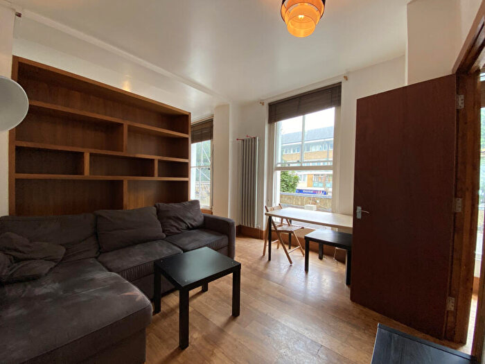 1 Bedroom Apartment To Rent In Caledonian Road, Islington, N1