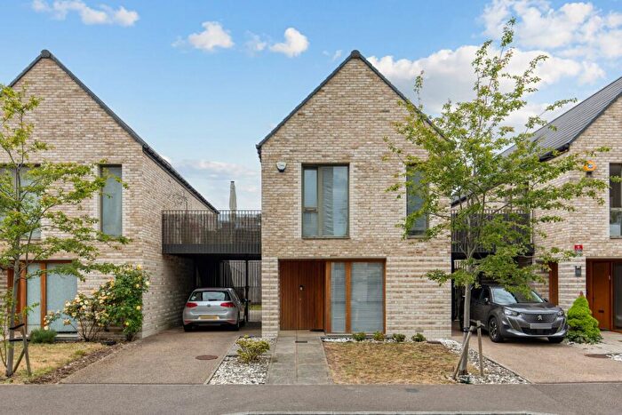 3 Bedroom House For Sale In Camborne Road, Edgware, HA8