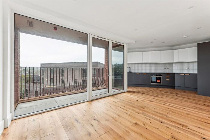 1 Bedroom Apartment To Rent In Red Clover Gardens, Block A - Red Clover, CR5