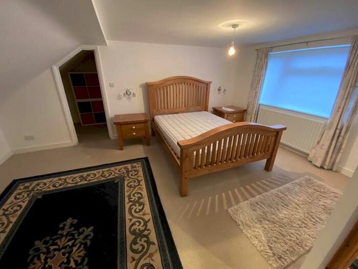 4 Bedroom Semi-Detached Bungalow To Rent In Old Gloucester Road, Hambrook, Bristol BS16