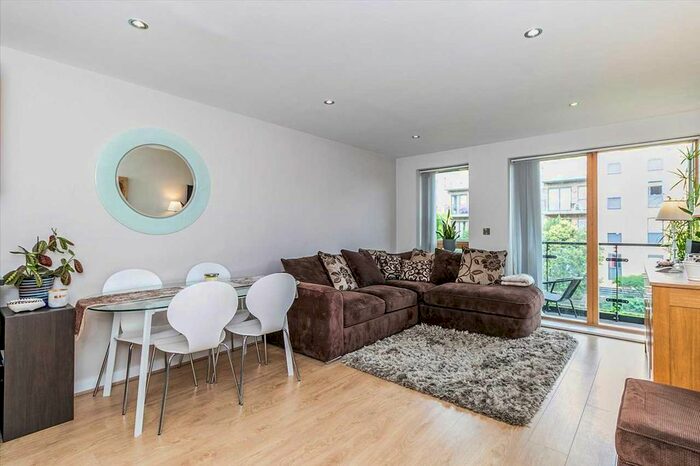 2 Bedroom Flat To Rent In Lawrie House, Durnsford Road, London, SW19