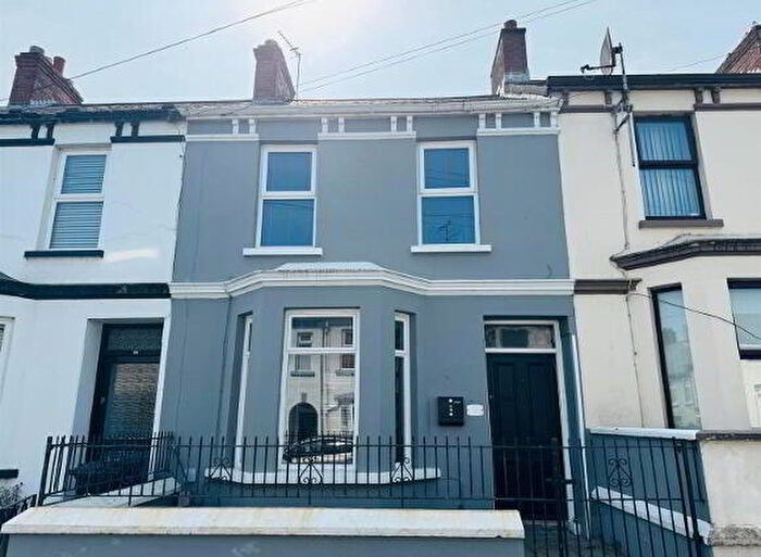 2 Bedroom Mid Terraced House For Sale In Grafton Street, Derry, BT48