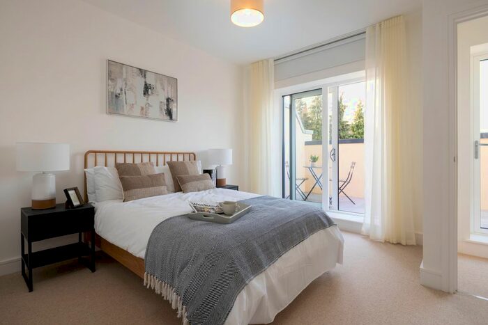 3 Bedroom Flat To Rent In Soho Wharf, Hopper Street, B18