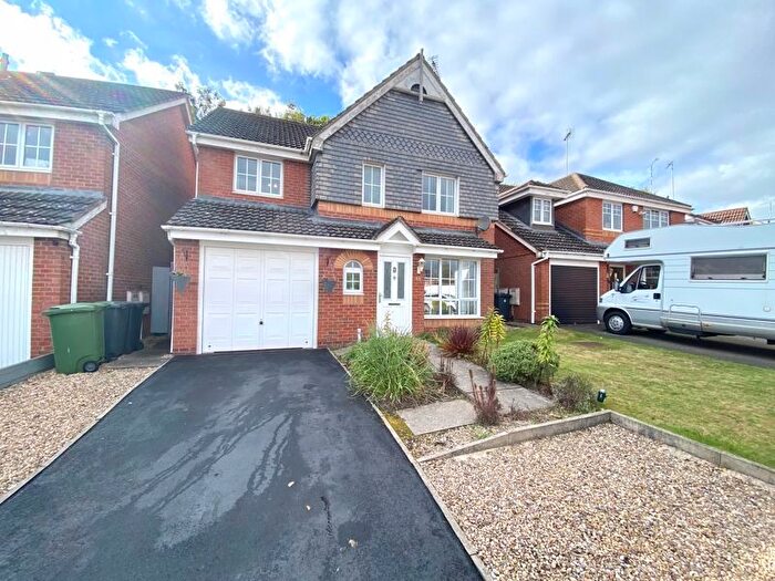 4 Bedroom Detached House For Sale In Chaytor Drive, Nuneaton, CV10
