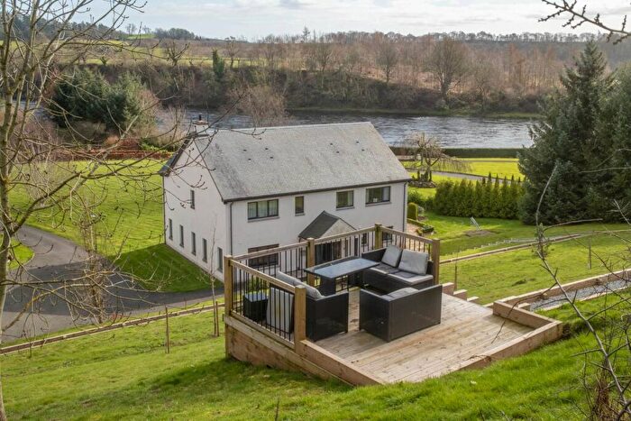 5 Bedroom Detached House For Sale In Clerwood, Stanley, Perth, PH1