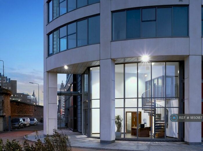 2 Bedroom Flat To Rent In William Jessop Way, Liverpool, L3