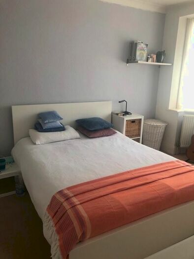 4 Bedroom Semi-Detached House To Rent In Birchen Grove, London, NW9