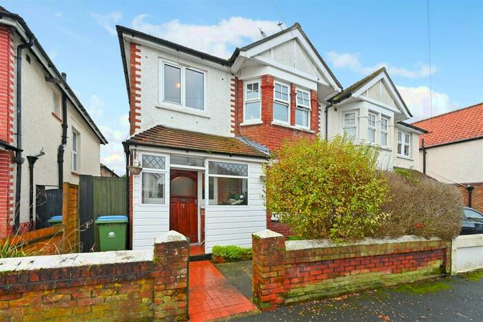 4 Bedroom Semi-Detached House To Rent In Cavendish Road, Bognor Regis, PO21