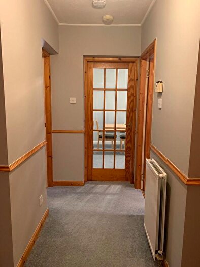 2 Bedroom Flat To Rent In Ash-hill Drive, Aberdeen, AB16