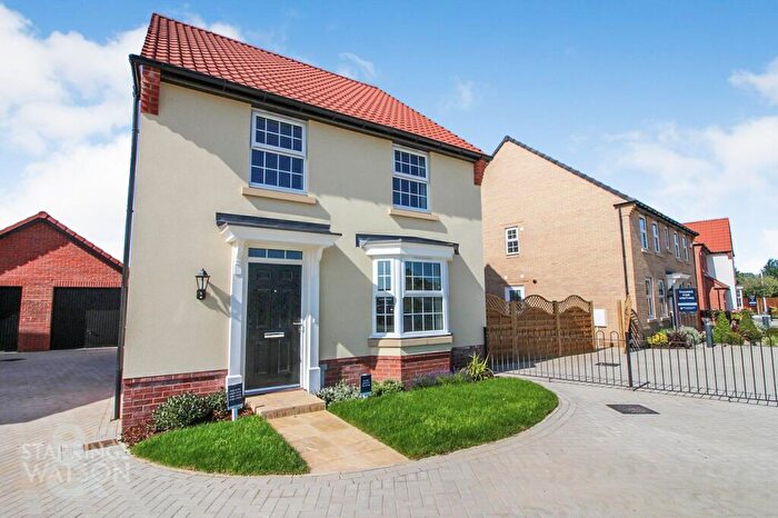 4 Bedroom Detached House To Rent In Hardley Road, Poringland, Norwich, NR14