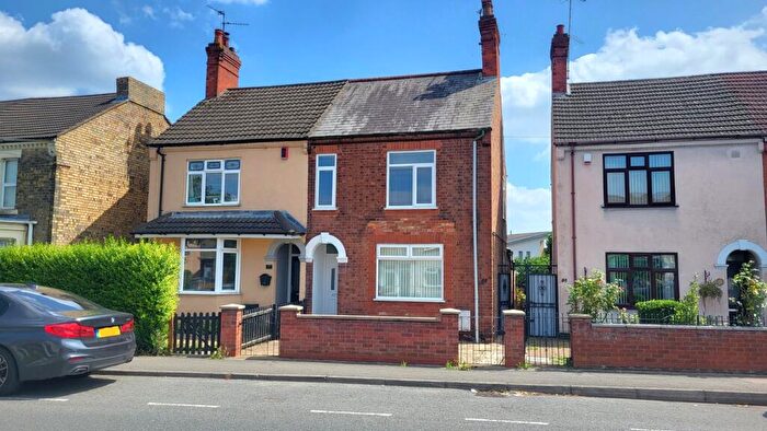 3 Bedroom Semi-Detached House For Sale In London Road, Peterborough, PE2