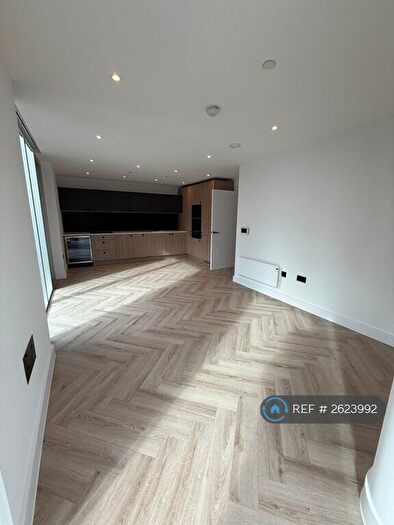 2 Bedroom Flat To Rent In Bankside Boulevard, Manchester City Centre, M3