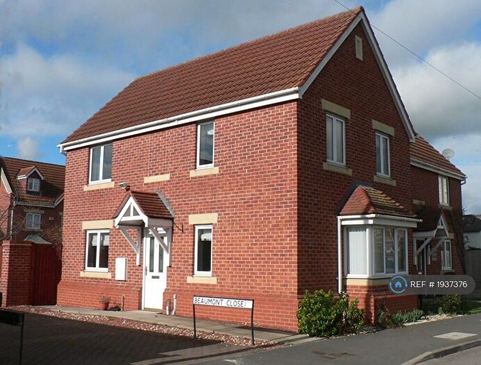 3 Bedroom Semi-Detached House To Rent In Beaumont Close, Goole, DN14
