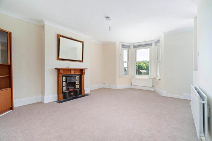 2 Bedroom Flat To Rent In Waldram Park Road, Forest Hill, London, SE23