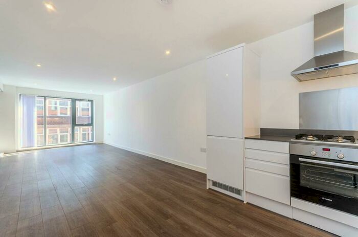 2 Bedroom Flat To Rent In Polytechnic Street, Woolwich, London, SE18