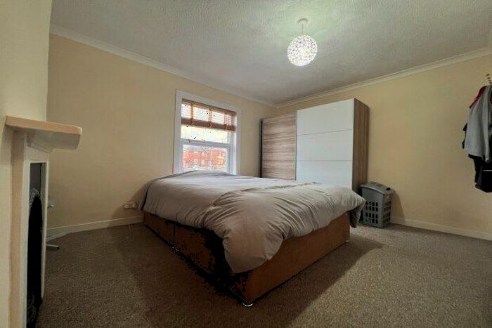 3 Bedroom Property To Rent In Pembury Grove, Tonbridge, TN9