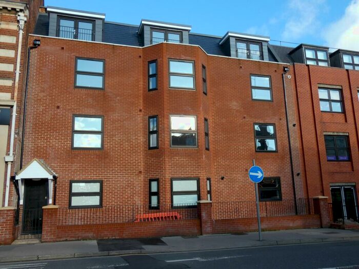 Apartment To Rent In Trafalgar Court, GU11