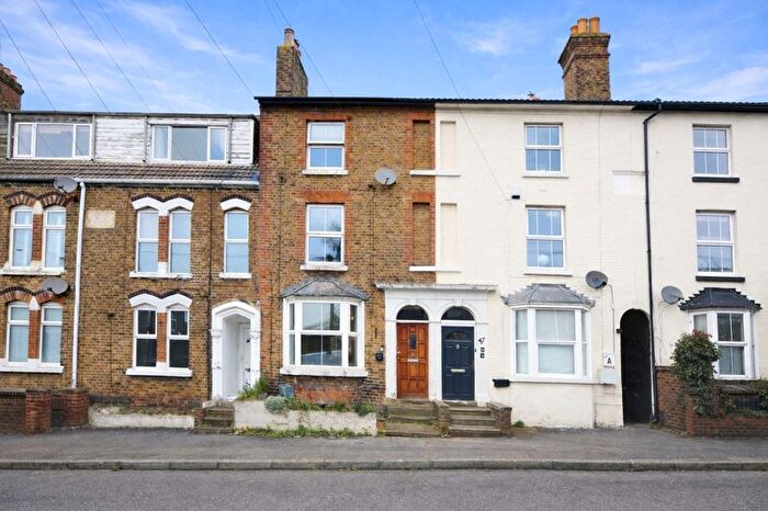 4 Bedroom Terraced House For Sale In Randall Street, Maidstone, ME14