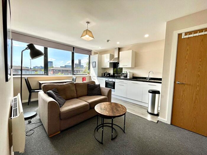 1 Bedroom Apartment To Rent In Windsor Street, Salford, M5