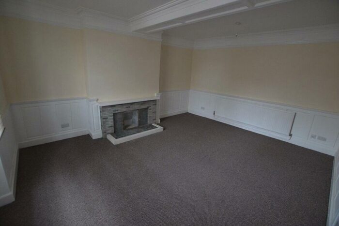 5 Bedroom Property To Rent In Available St July, DE1