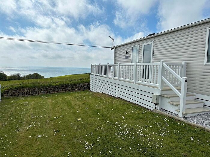 2 Bedroom Property For Sale In Gwendreath, Ruan Minor, Helston, TR12