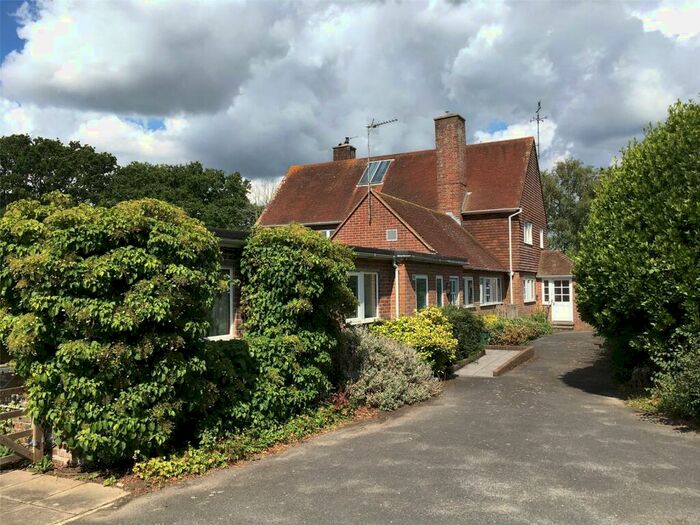 4 Bedroom House To Rent In High Street, Barcombe, BN8