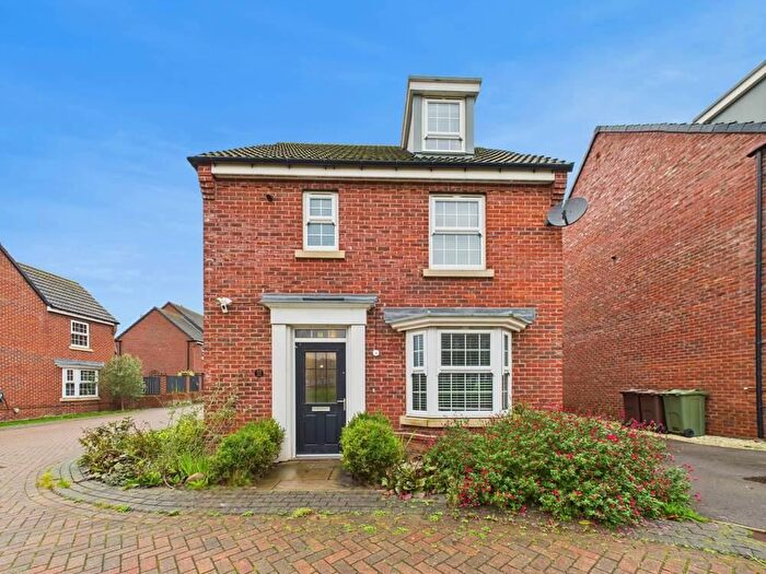 4 Bedroom Detached House For Sale In Sorrel Court, Pontefract, WF8