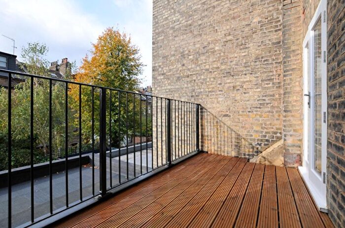 2 Bedroom Flat To Rent In Stavordale Road, Arsenal, N5