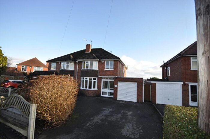3 Bedroom Semi Detached House To Rent In Amblecote Road, Brierley Hill, DY5