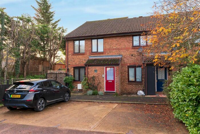 1 Bedroom Maisonette To Rent In Hawthorne Crescent, West Drayton, UB7