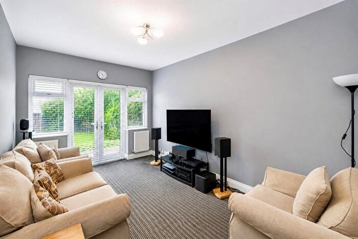3 Bedroom Semi-Detached Bungalow To Rent In Woodfield Way, Hornchurch, RM12