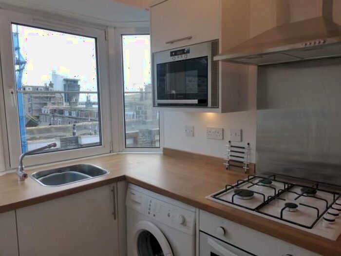 2 Bedroom Flat To Rent In New Pier Road, Aberdeen, AB11
