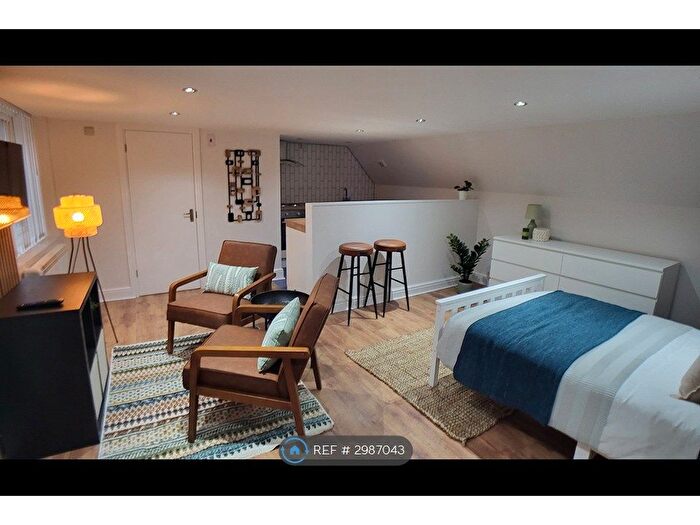 Studio To Rent In Denzil Avenue, Southampton, SO14