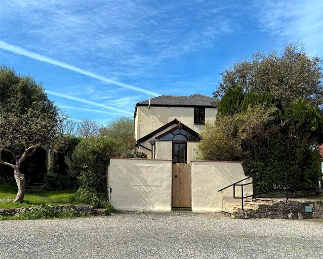 2 Bedroom Semi-Detached House For Sale In Poughill, Bude, EX23