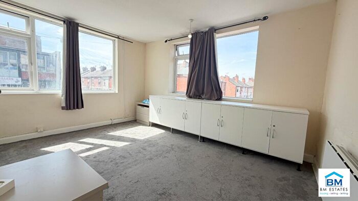 1 Bedroom Flat To Rent In Redcar Road, Leicester, LE4