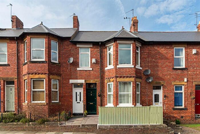 2 Bedroom Flat For Sale In Audley Road, Gosforth, Newcastle Upon Tyne, NE3