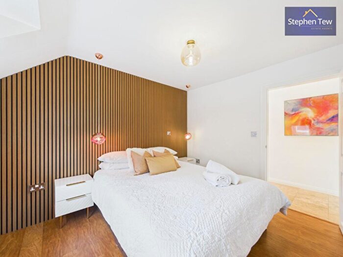 2 Bedroom Apartment For Sale In Whitegate Drive, Blackpool, FY3