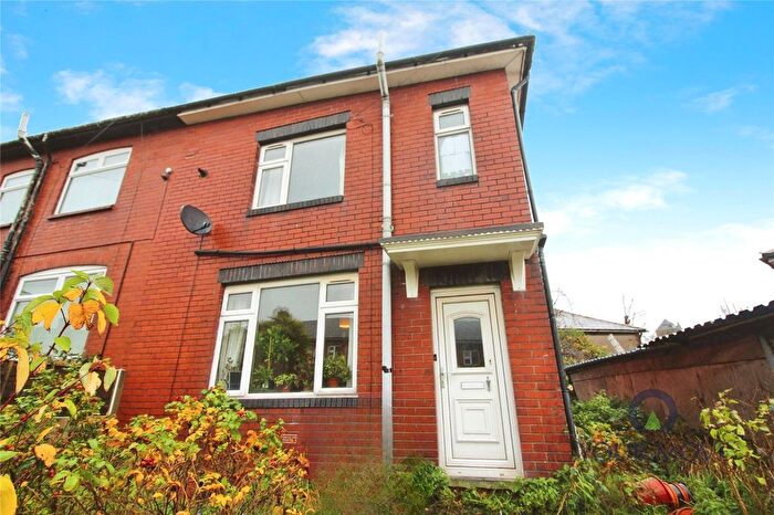 3 Bedroom End Of Terrace House For Sale In Moor Street, Shaw, Oldham, Greater Manchester, OL2