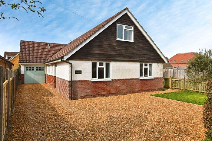 6 Bedroom Detached House For Sale In The Ridge, Woodfalls ***Video Tour***, SP5