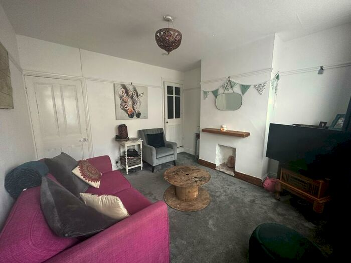 2 Bedroom House To Rent In Clay Lane, Coventry, CV2